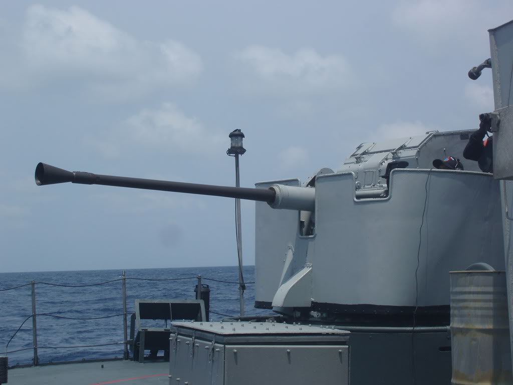 lounge-formil--gombalhok-si-thrombophob-kembali-siapa-lagi-mau-turun-gunung---part-8