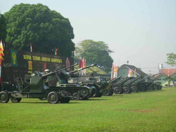 lounge-formil--gombalhok-si-thrombophob-kembali-siapa-lagi-mau-turun-gunung---part-8