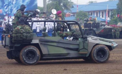 Mengenal JASGU Dari Korps Marinir Rantis Amfibi Made in Indonesia