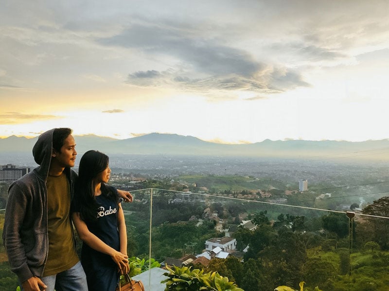 5 restoran di Bandung dengan pemandangan yang luar biasa