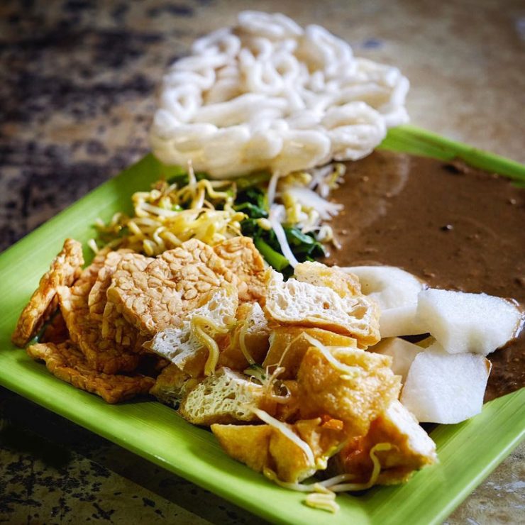 Rujak Cingur Ahmad Jais