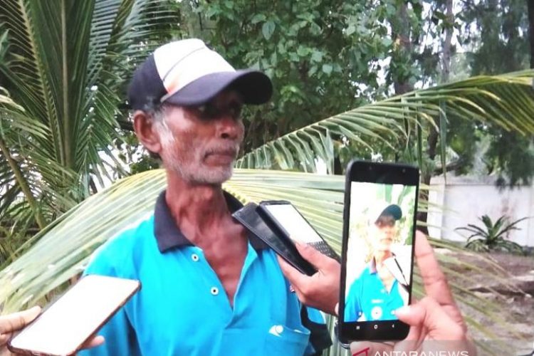 eli-lelaki-setia-menjaga-batas-negara