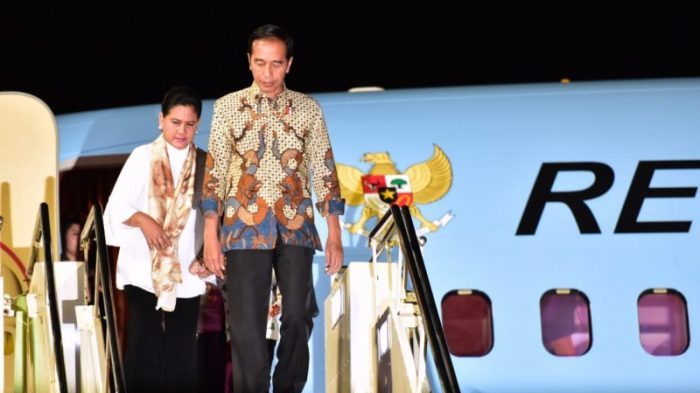 ke-bali-jokowi-lanjutkan-tradisi-bagi-bagi-sertifikat