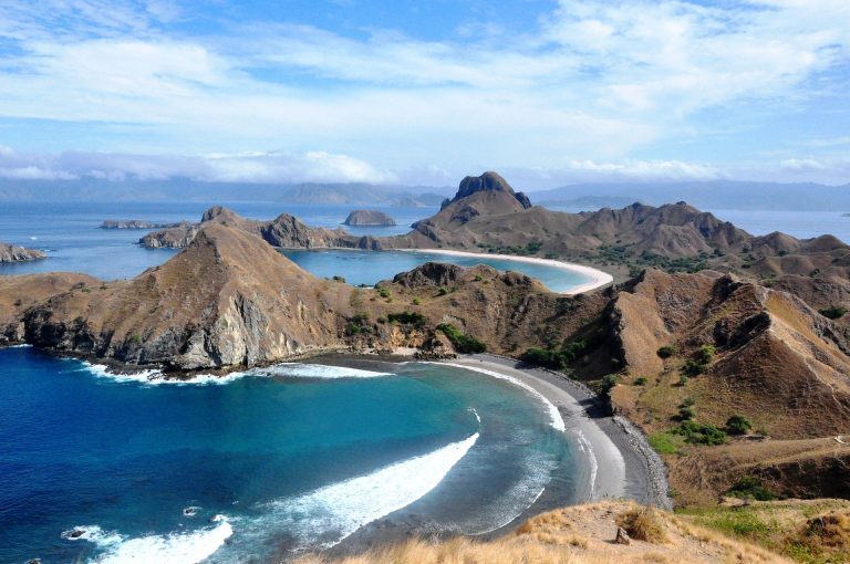 Ini Pulau Cantik di Labuan Bajo yang Wajib Dikunjungi
