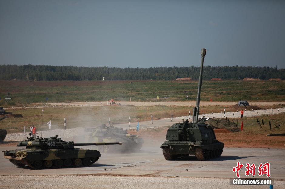 Tank Tiongkok Partisipasi dalam Pertandingan Tank Rusia