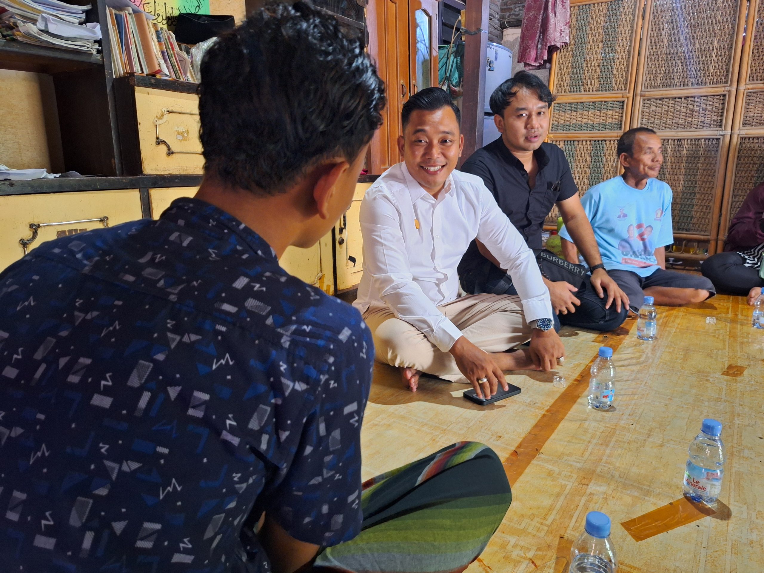 Gus Miftah ke Pati, Beri Bantuan Uang dan Beasiswa Pemuda Yatim Viral Mencuri Pisang