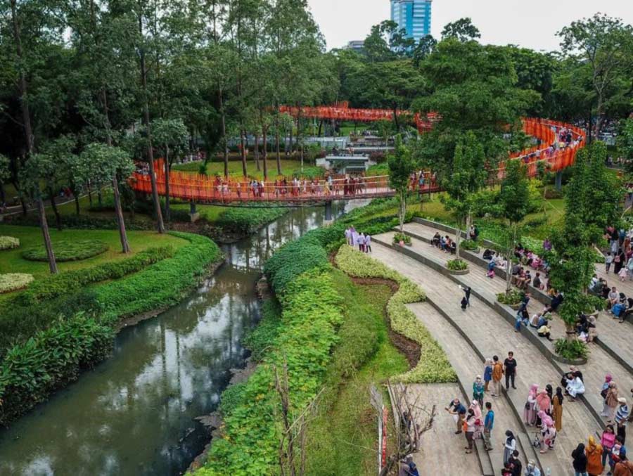 Tebet Eco Park Besutan Anies Raih President's Design Award Singapore