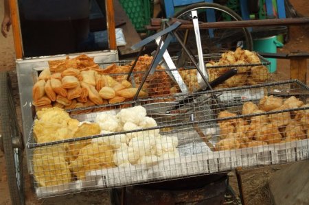 Alkisah Seorang Tukang Gorengan Yang Patut di Contoh