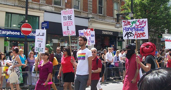 Breaking News: India Legalkan LGBT