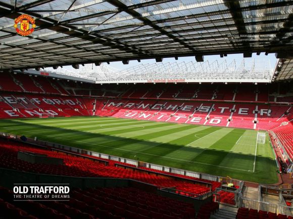 Rumput Sintetis Stadion Old Trafford Yang Fantastis