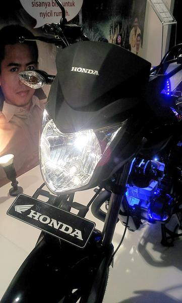 Honda (AHM) Rilis Honda Verza 150 cuma 16 jutaan...!!