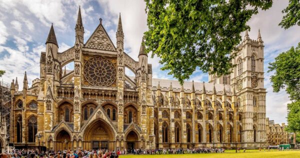 15 Tempat Wisata Terbaik di London yang Wajib Dikunjungi