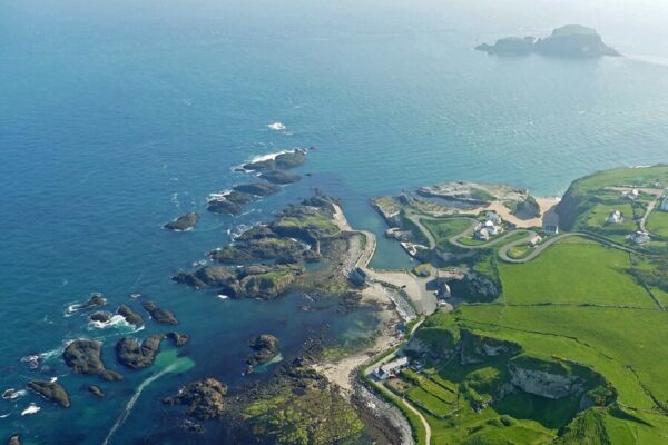 15 Tempat Wisata di Irlandia yang Wajib Dikunjungi Saat Liburan