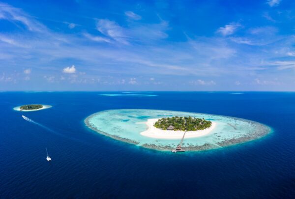 15 Pantai Terindah di Maldives yang Cocok untuk Bulan Madu