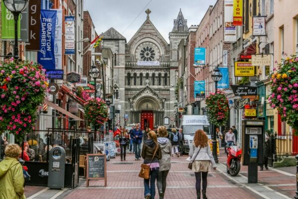 15 Tempat Wisata di Irlandia yang Wajib Dikunjungi Saat Liburan