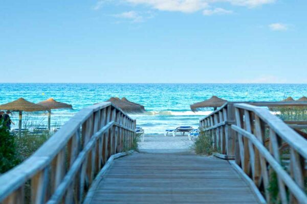 15 Pantai di Spanyol yang Wajib Dikunjungi