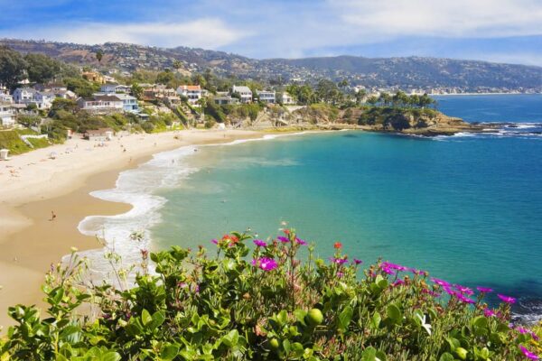15 Pantai Terbaik di California yang Wajib Anda Kunjungi