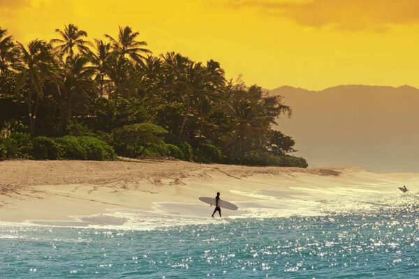 15 Lokasi Surfing Terbaik di Dunia