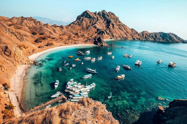 Inilah 15 Pulau Terindah di Dunia yang Tidak Boleh Anda Lewatkan