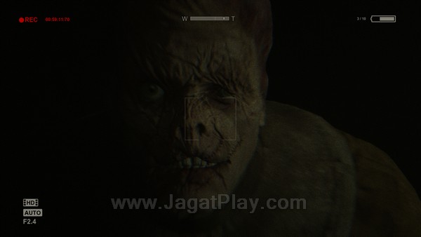 Review Outlast: Satu Kata – Mengerikan!