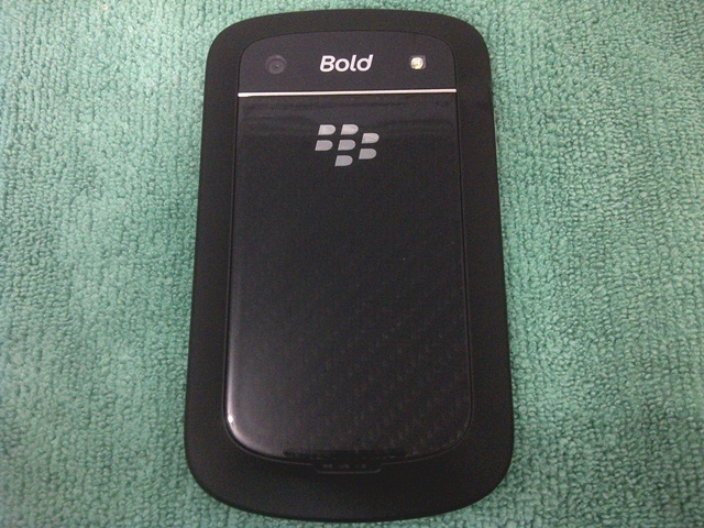 blackberry dakota 9900 black/hitam,grs Berindo pjg,mulus bgt,murah,msi gress!