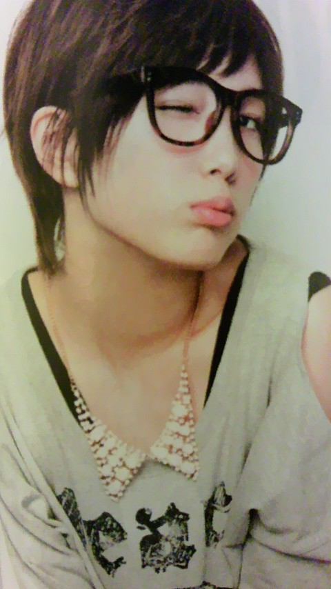 [PIC]62% pria Jepang menyukai wanita berkacamata! 