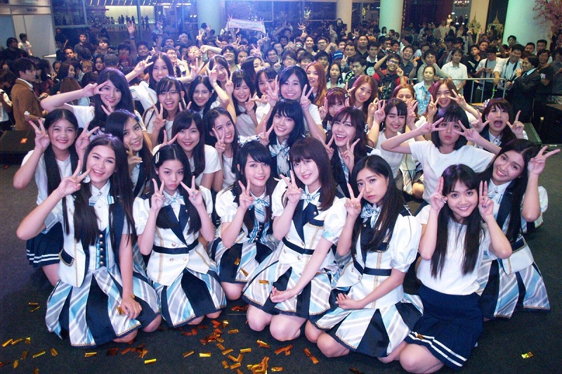 Japanese Stasion: Ini 5 Alasan Kenapa Kalian Harus Mengidolakan BNK48 (Gw sih kagak)