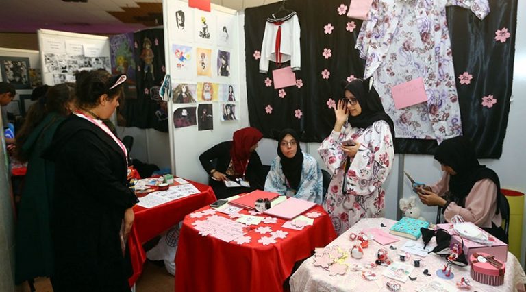 kelompok-ekstremis-bersenjata-sandera-dan-tutup-paksa-event-libya-comic-con