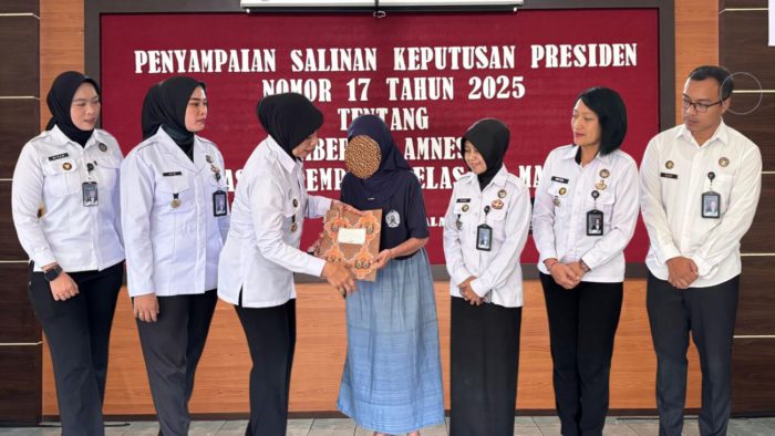 Warga Binaan Lansia 74 Tahun di Lapas Perempuan Malang Terima Amnesti Presiden