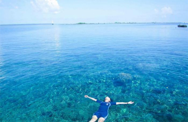 Mengapung Di Laut Mati Indonesia KASKUS