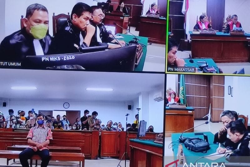 Terdakwa kasus Paniai bebas, Keluarga: Sejak awal kami sudah duga itu