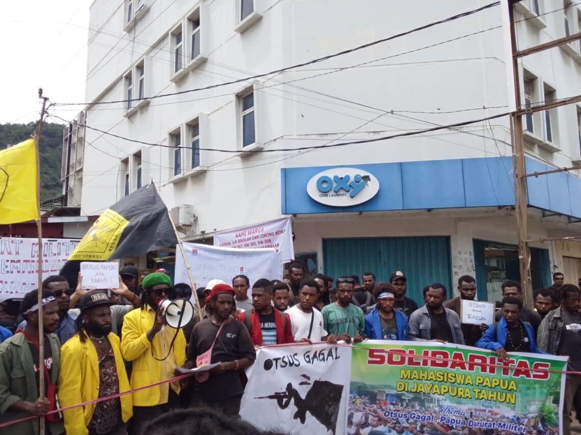 Mahasiswa Papua tolak Otsus dan desak penarikan militer dari Tanah Papua