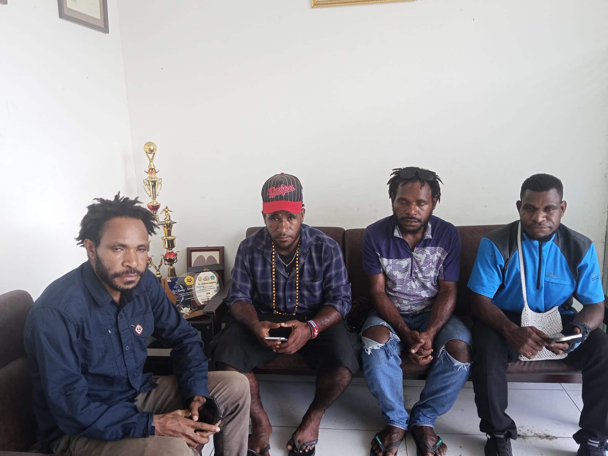 mahasiswa-minta-tni-polri-hentikan-intimidasi-terhadap-masyarakat-sipil-di-beoga