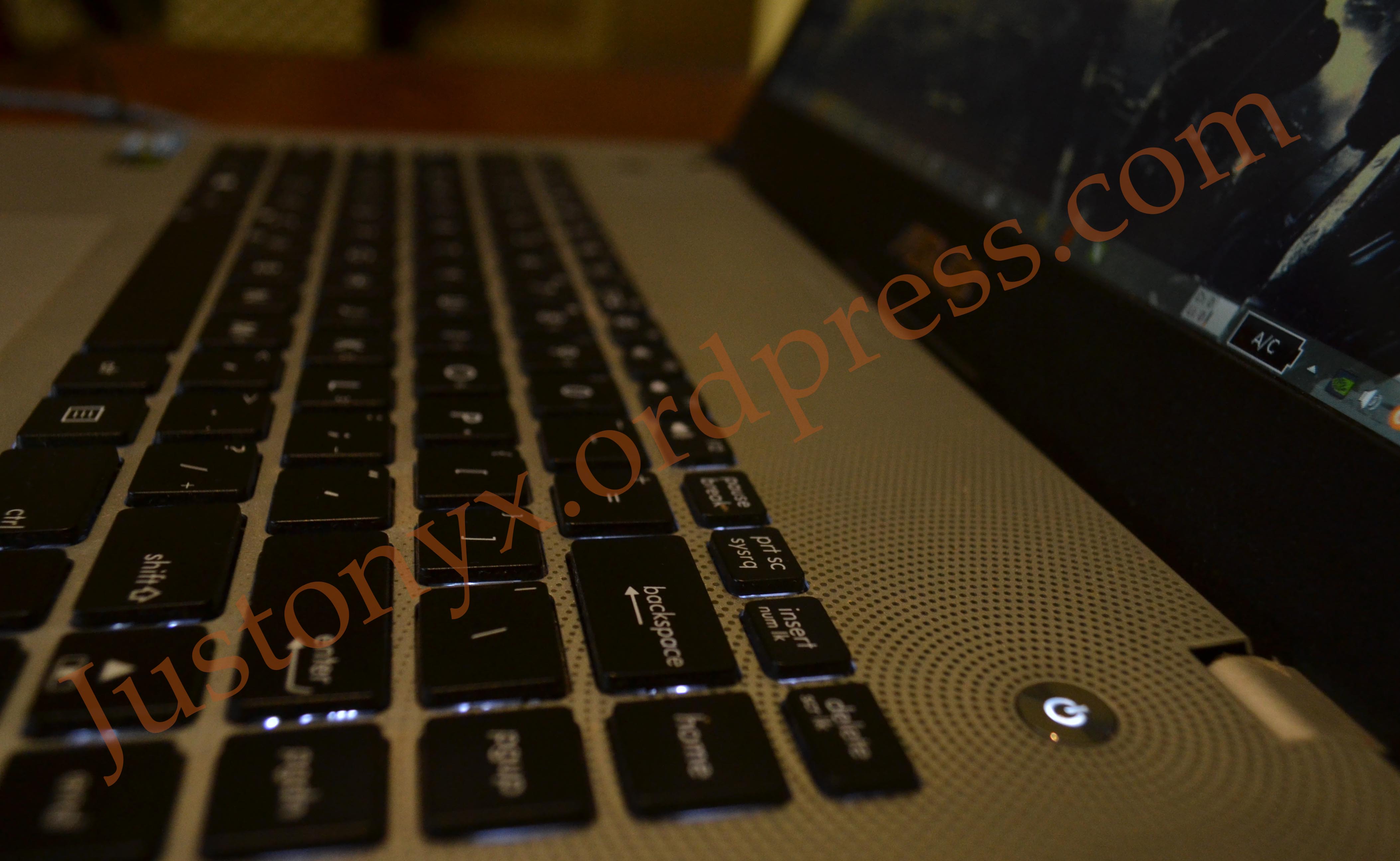 Asus Notebook Terbaik dan Favoritku