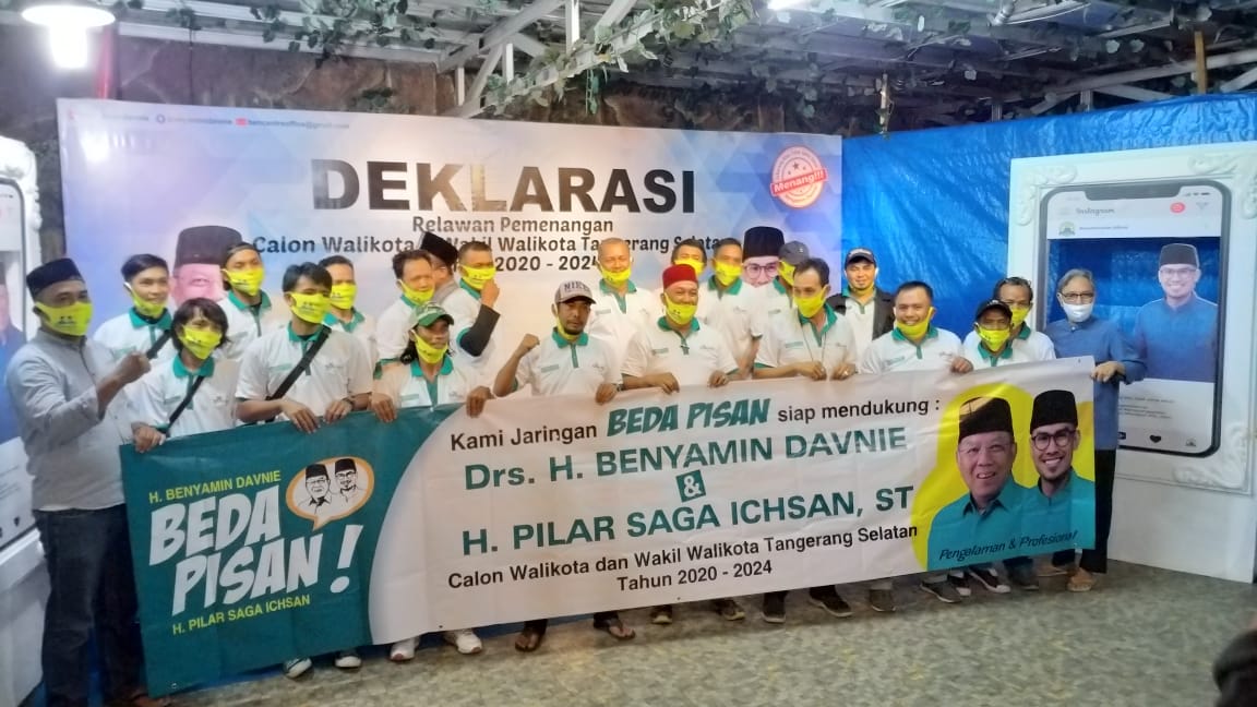 pilkada-tangsel-warga-ciputat-dukung-benyamin-davnie-pilar-saga-ichsan