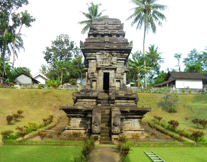 Destinasi Wisata yang Wajib Lo Kunjungi saat berada di Blitar !