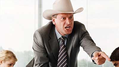 10 hal yang dapat merusak karir