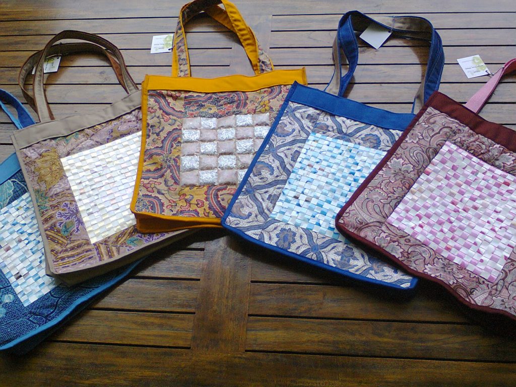 Mulai Bisnis Tas Handmade dengan Modal Kecil dengan Cara Ini