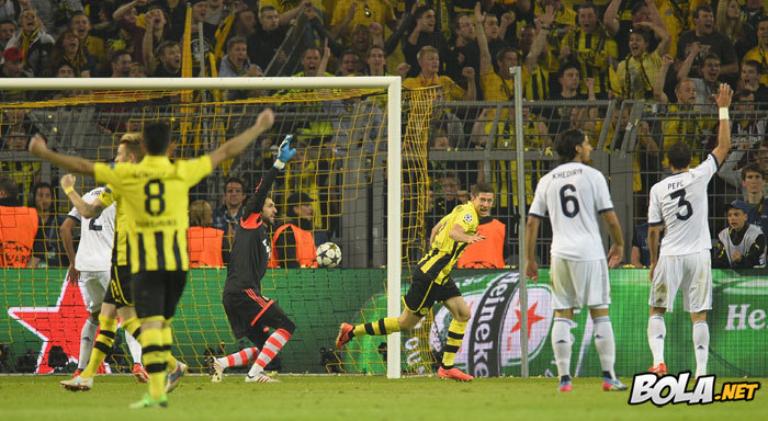 &#91;Foto&#93; Madrid Dihantui Lewandowski