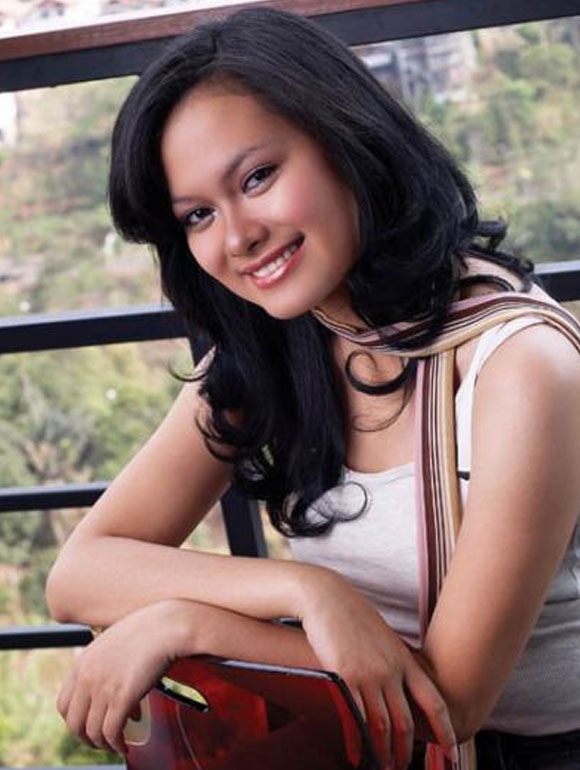 10 Presenter Olahraga Dalam Negeri Paling Cantik