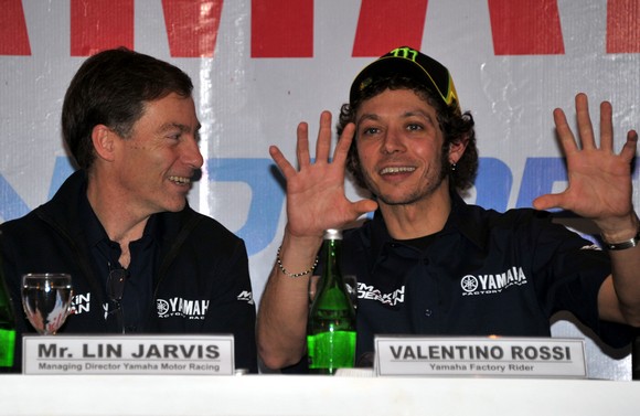 Video: Lorenzo-Rossi Resmikan Logo Baru Yamaha di Jakarta