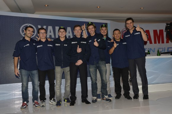 Video: Lorenzo-Rossi Resmikan Logo Baru Yamaha di Jakarta