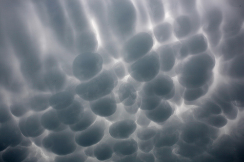 Foto Bentuk Awan di Langit Yang Tak Biasa, Menakjubkan!