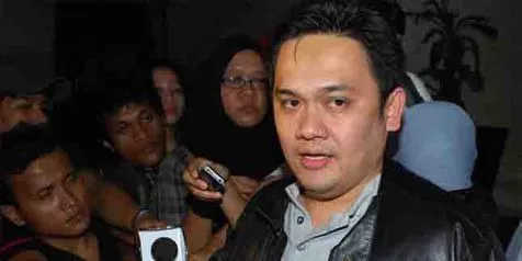 farhat-abbas-pramugari-yang-gak-sopan-gue-pecat