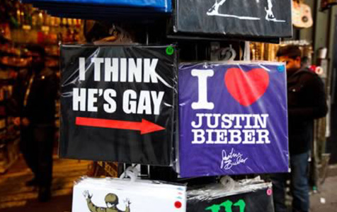 8 T-Shirt Ini Punya Punya Cerita Unik dan Lucu