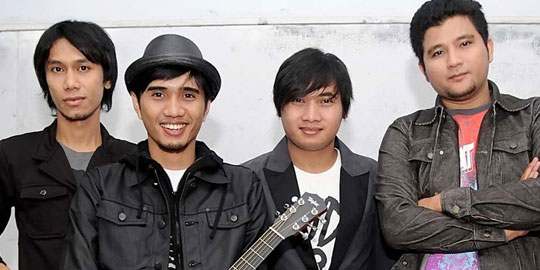 8 Lagu Indonesia Yang Dinyanyikan Musisi Luar Negeri | KASKUS