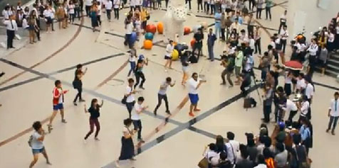 10 Flash Mob PSY - Gangnam Style Terunik di Dunia