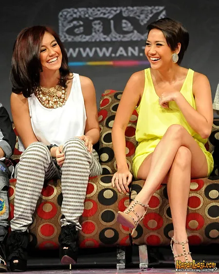 Hati-hati, Tertawa Berlebihan Menyebabkan Kematian (Ilustrasi: Agnes & BCL)