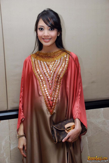 &#91;Bening Inside&#93; 10 Artis Wanita Tercantik Di Indonesia