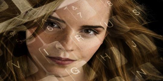 5 Cewek cantik paling berbahaya di internet